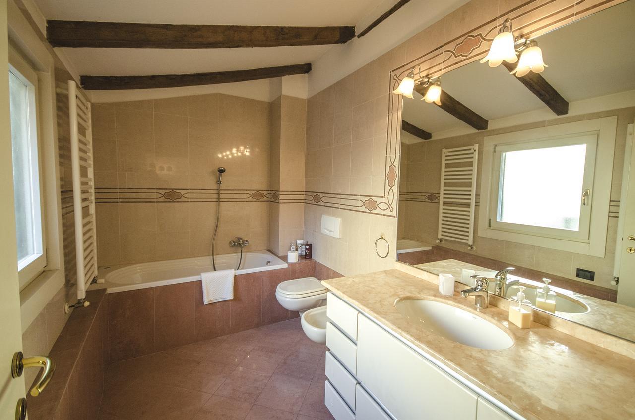 Rr 108 Apartman Bologna Kültér fotó