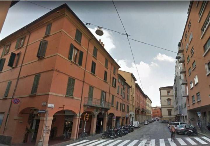 Rr 108 Apartman Bologna Kültér fotó